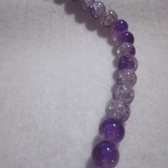 Purple and Clear Two Tone Crackle Skull Key Necklace. - Picture 4 of 6